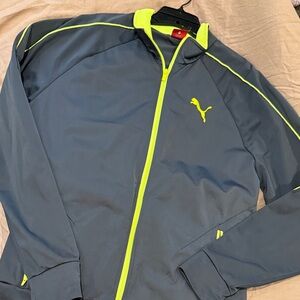 Sport lifestyle Men's Charcoal Performance Jacket with Neon Yellow Accents